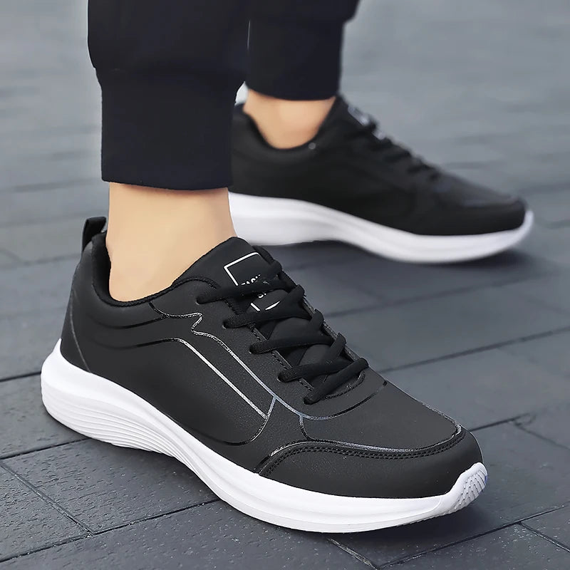 2025 Lightweight Men’s Casual Leather Sneakers