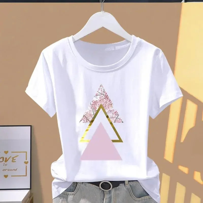 Stylish Oversized Graphic Tee for Women – Summer Floral Fashion