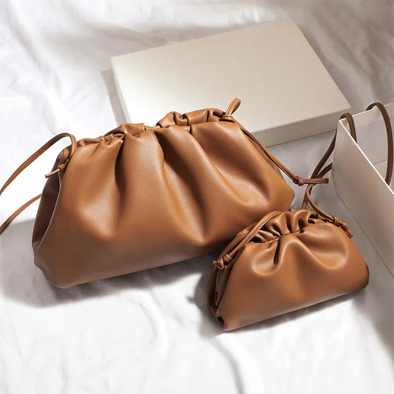 Fashionable Women’s Messenger Bag