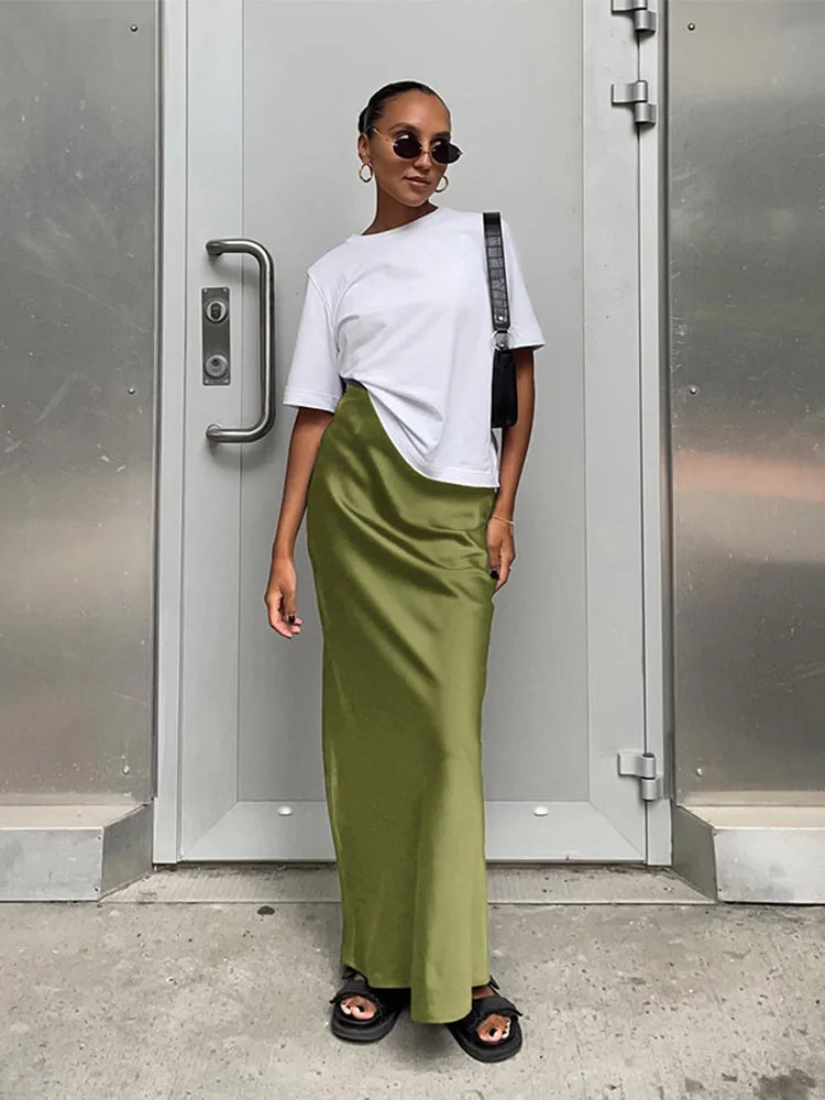 Chic Black Trumpet Skirt – Spring & Summer Elegant Office Attire for Ladies