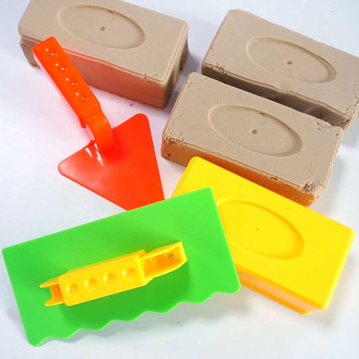 Snow & Sand Builder Set – 3-in-1 Moulds for Year-Round Fun
