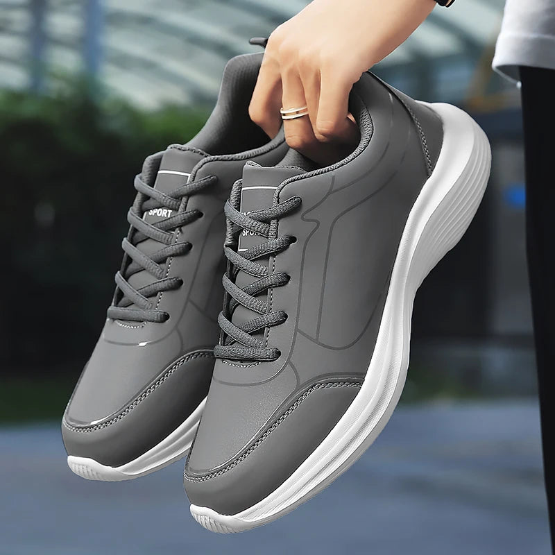2025 Lightweight Men’s Casual Leather Sneakers