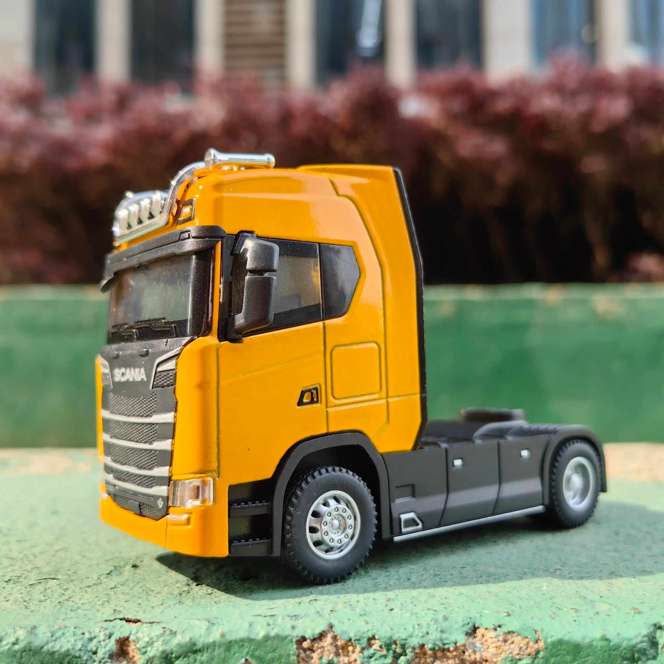 Mini Hauler Master – 1:50 Alloy Diecast Truck for Boys