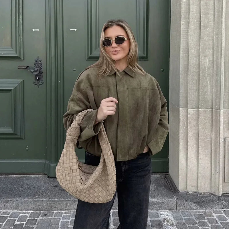 Fashionable Women’s Bomber Jacket – Casual Vintage Style Tops